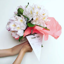 Load image into Gallery viewer, FLAG NOTES: MIX (COLORED RIBBON)